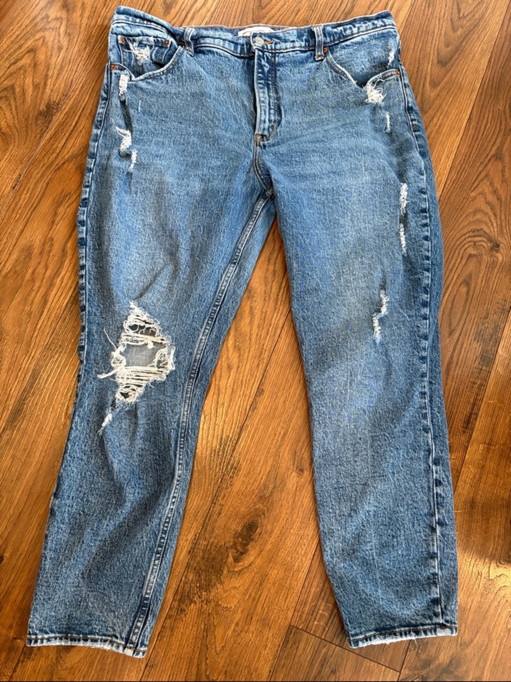 Abercrombie & Fitch The Skinny High Rise Light Blue Distressed Denim Jeans